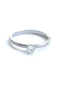 Elegant Solitaire Round-Cut Diamond Ring